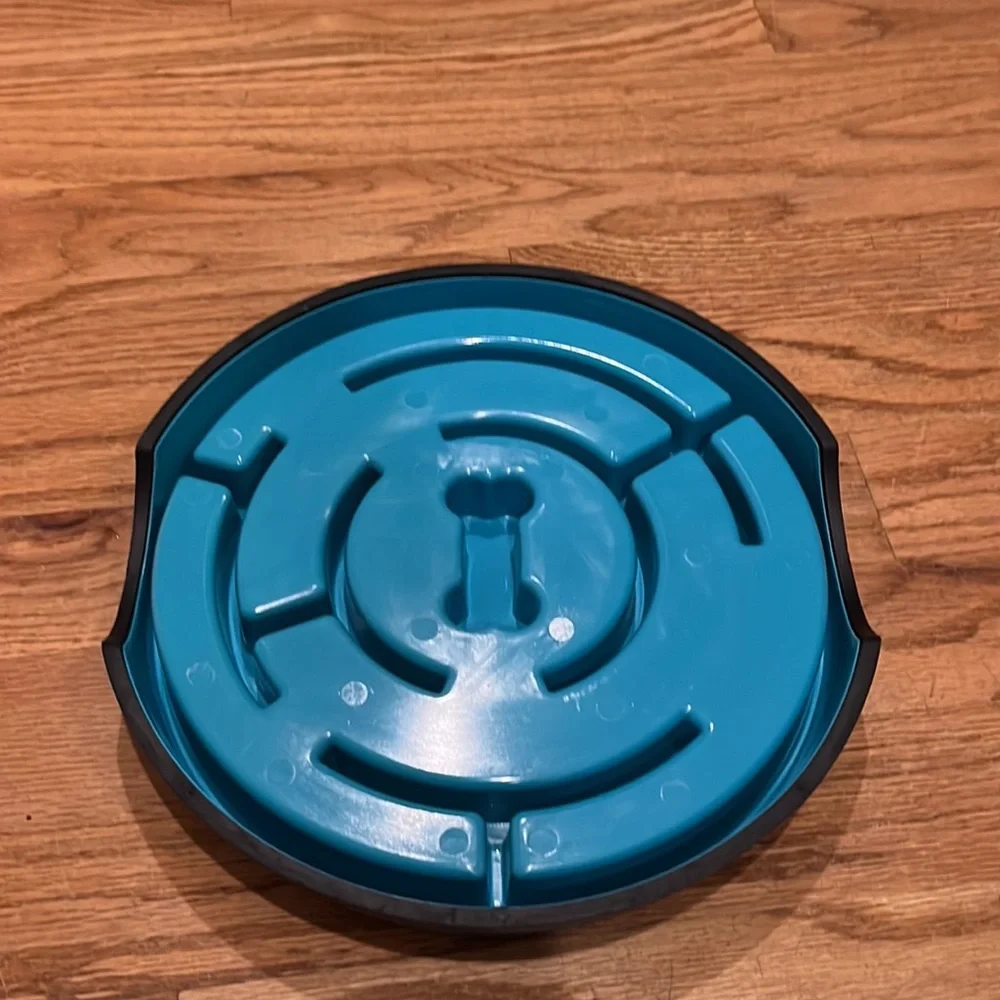 Petstages dog feeder/bowl
